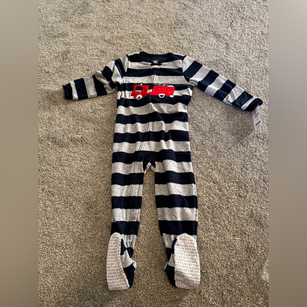 New Grey Navy Blue Striped zip up Carter’s Firetruck 4T Footie Pajamas Feet Boy